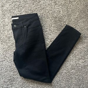 Levi Black 711 Skinny Jean